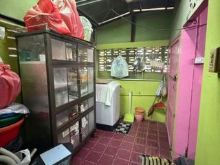 Haus zur Miete und zum Kauf mit 2 Zimmer in Rat Burana, Bangkok