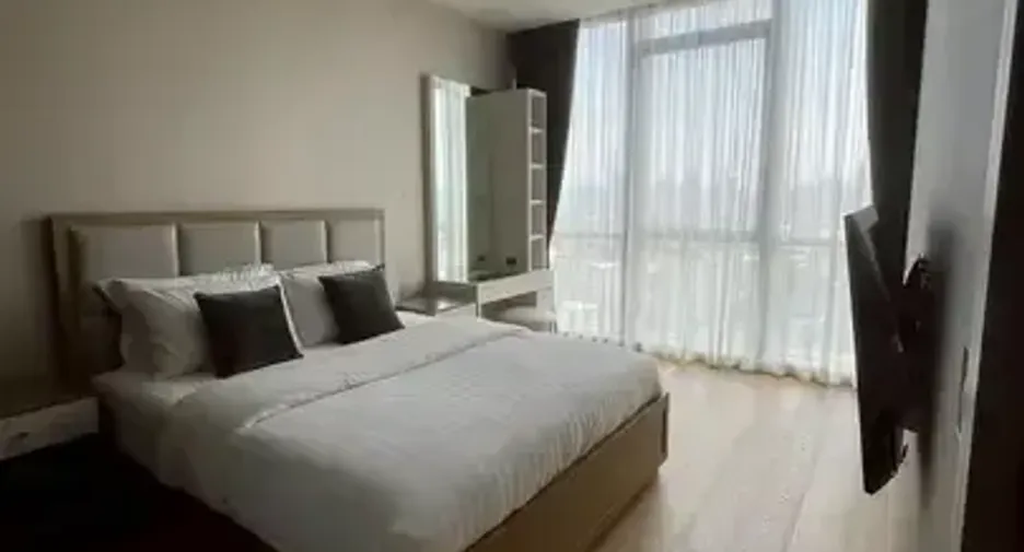 For sale 2 bedrooms condo in Watthana, Bangkok