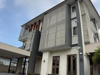 Casa en venta de 4 habitaciones en Bang Khun Thian, Bangkok