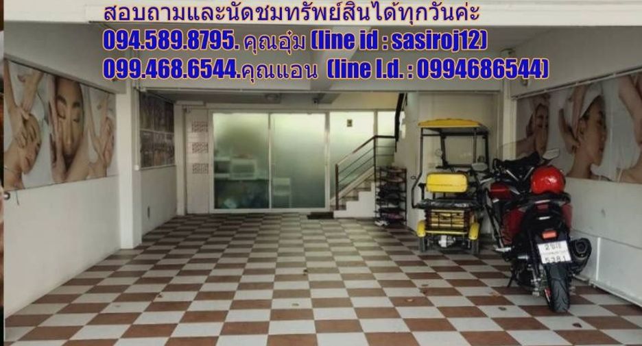 Gewerbefläche zur Miete mit 8 Zimmer in Lat Phrao, Bangkok