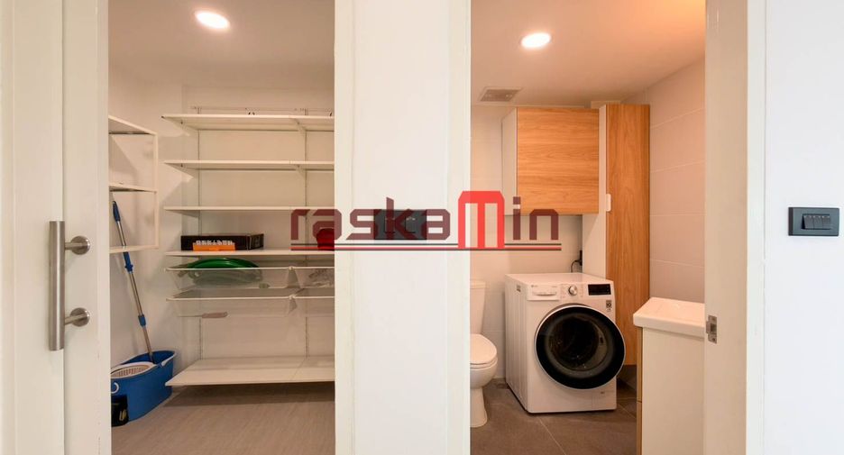 For sale 3 bedrooms condo in Bang Lamung, Chonburi