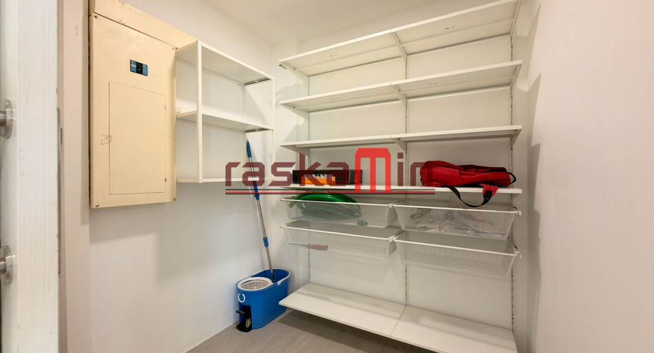 For sale 3 bedrooms condo in Bang Lamung, Chonburi