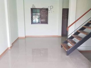 For sale 3 bed townhouse in Mueang Samut Sakhon, Samut Sakhon