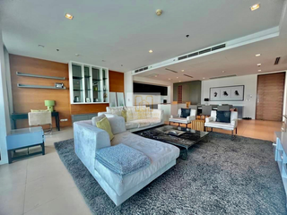 À louer et à vendre 2 chambres condo à Sathon, Bangkok
