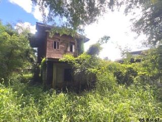 Haus zum Kauf mit Studio in Mae Tha, Lampang