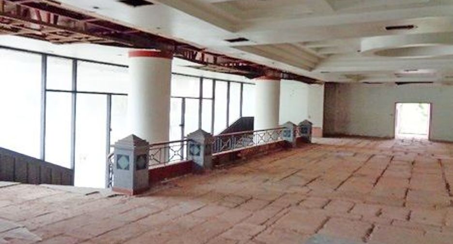 For sale hotel in Mueang Surat Thani, Surat Thani