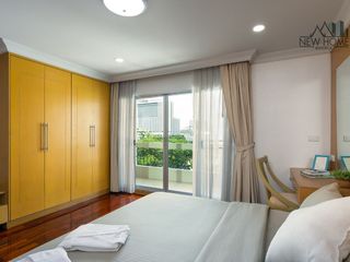 For rent 3 bed apartment in Watthana, Bangkok