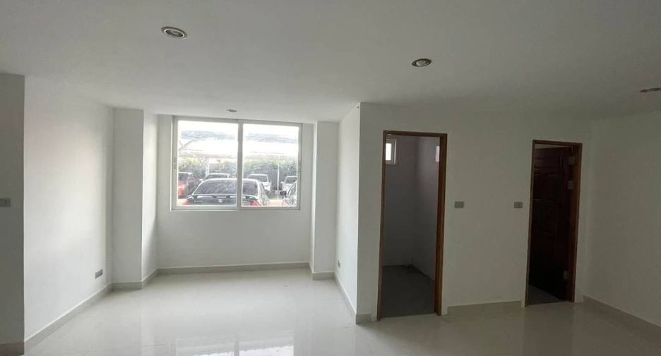 For sale 1 bed office in Bang Lamung, Chonburi