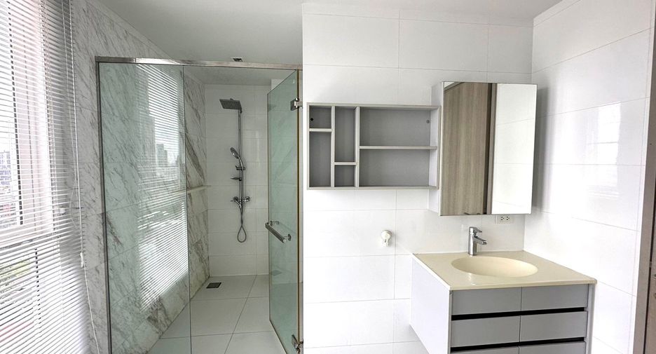 ขาย 2 ห้องนอน คอนโด ใน วัฒนา, กรุงเทพฯ