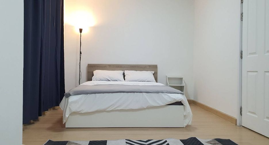 For sale 3 bedrooms townhouse in Don Mueang, Bangkok