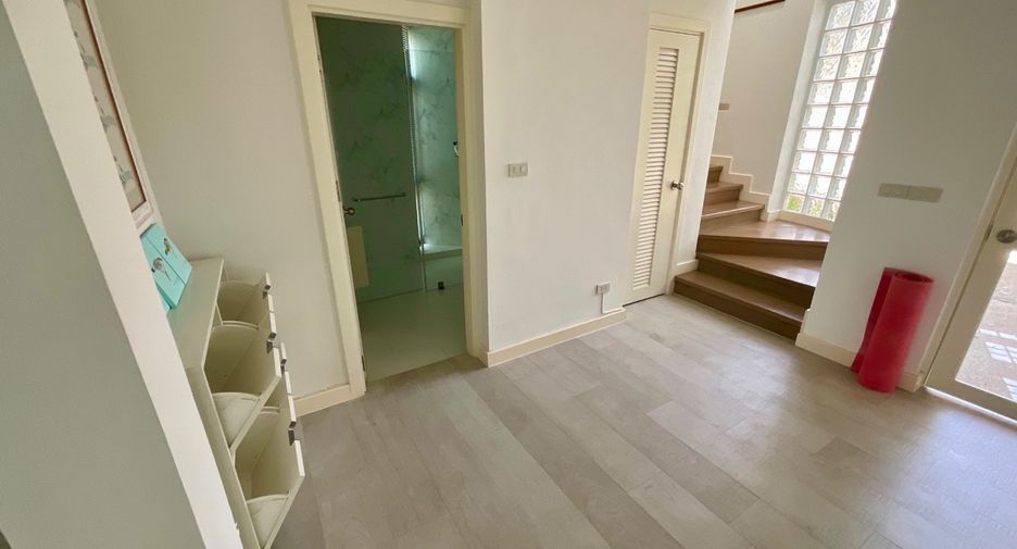 For sale 2 bedrooms villa in Hua Hin, Prachuap Khiri Khan