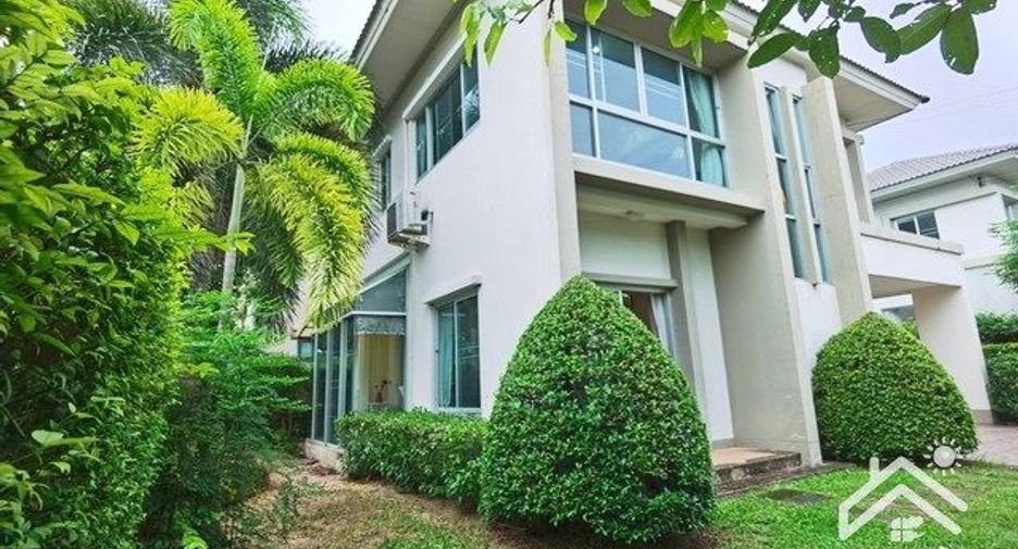 À vendre 3 chambres maison à Si Racha, Chonburi
