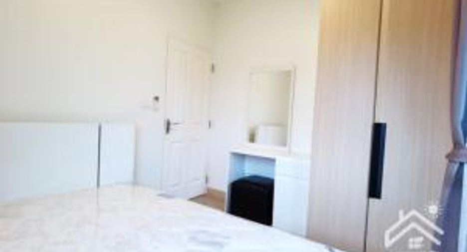 À vendre 3 chambres maison à Si Racha, Chonburi