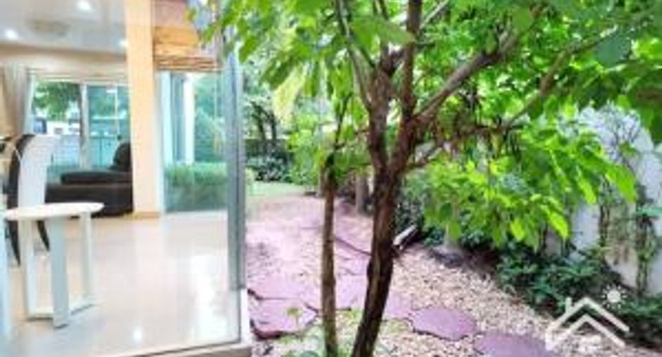 À vendre 3 chambres maison à Si Racha, Chonburi