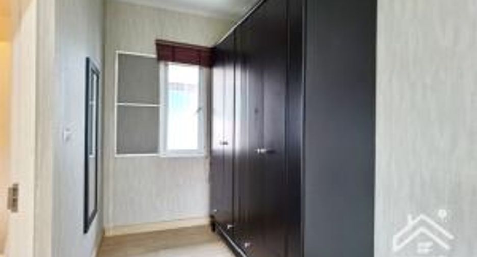 À vendre 3 chambres maison à Si Racha, Chonburi