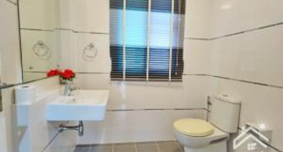 À vendre 3 chambres maison à Si Racha, Chonburi