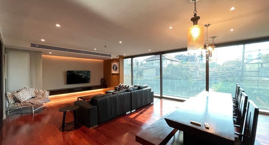 Apartment zur Miete mit 3 Zimmer in Watthana, Bangkok