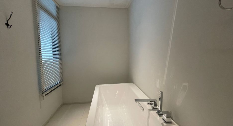 Apartment zur Miete mit 3 Zimmer in Watthana, Bangkok