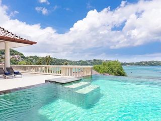 For rent 4 bedrooms villa in Mueang Phuket, Phuket