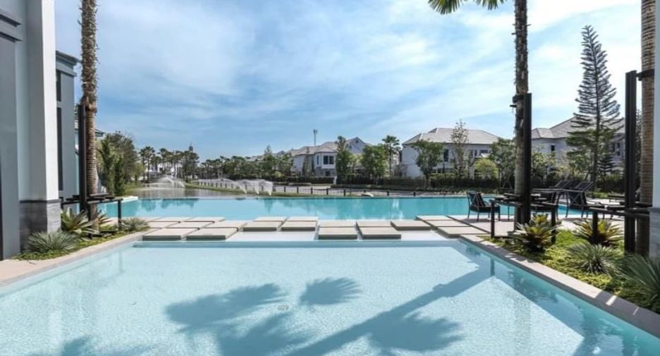 Haus zur Miete und zum Kauf mit 4 Zimmer in Saphan Sung, Bangkok