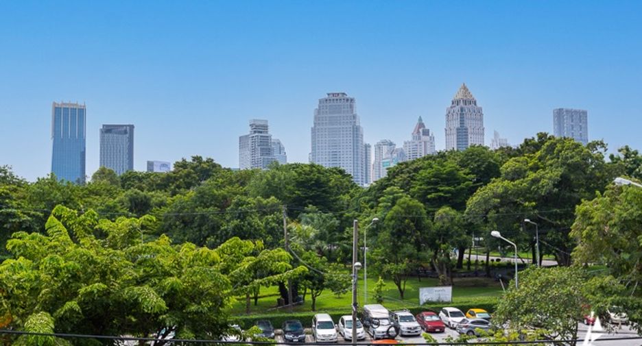 For sale 3 bedrooms condo in Pathum Wan, Bangkok