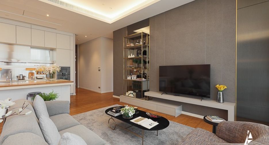 For sale 3 bedrooms condo in Pathum Wan, Bangkok
