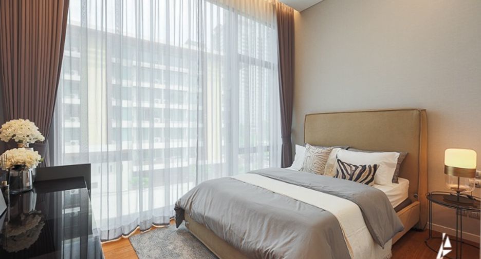 For sale 3 bedrooms condo in Pathum Wan, Bangkok