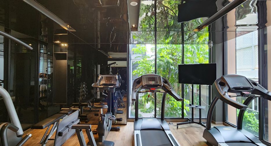 For rent and for sale 1 bed condo in Phaya Thai, Bangkok