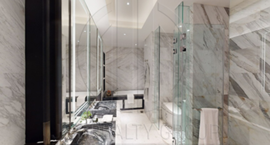 For sale 2 bed condo in Khlong San, Bangkok