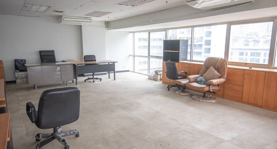 For rent office in Watthana, Bangkok