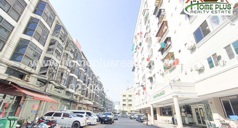 For sale 1 bed condo in Khan Na Yao, Bangkok
