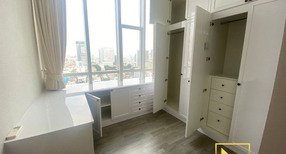 For rent 2 bedrooms condo in Sathon, Bangkok