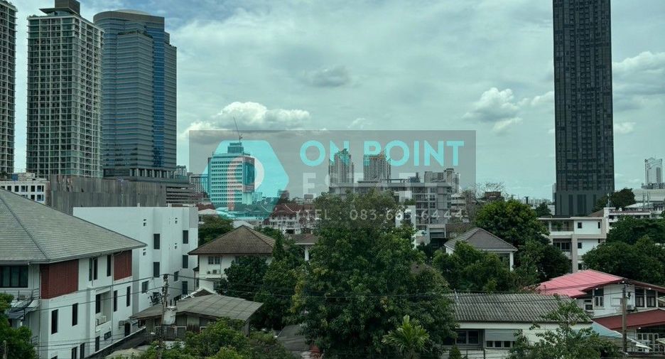 For sale 2 ベッドルーム condo in Watthana, Bangkok