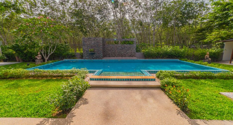 For rent and for sale 5 bedrooms villa in Thalang, Phuket