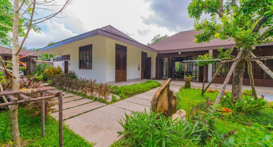 For rent and for sale 5 bedrooms villa in Thalang, Phuket
