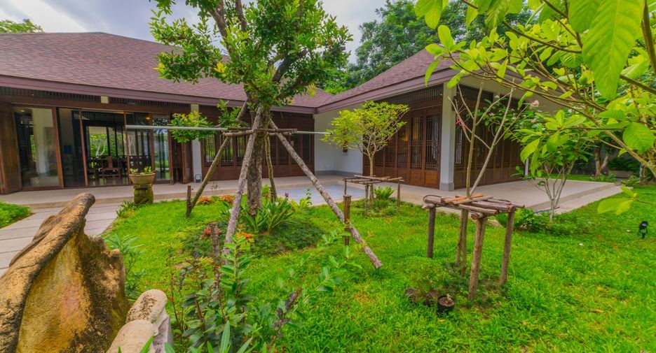 For rent and for sale 5 bedrooms villa in Thalang, Phuket