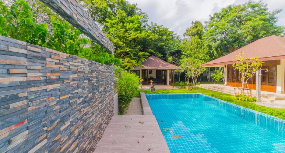 For rent and for sale 5 bedrooms villa in Thalang, Phuket