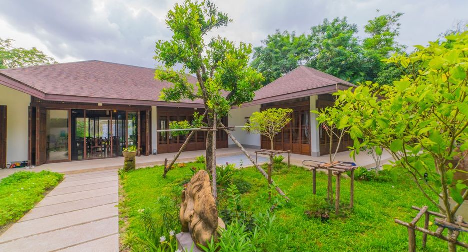 For rent and for sale 5 bedrooms villa in Thalang, Phuket
