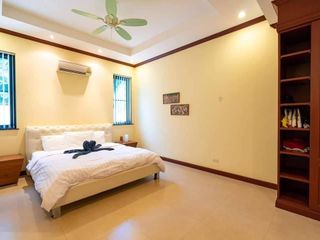 For rent 3 bed villa in Sattahip, Chonburi