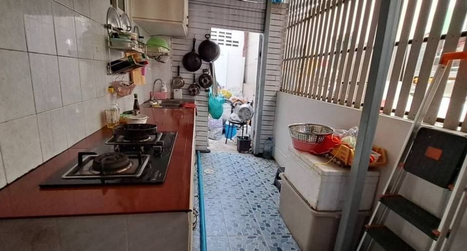 For sale 3 bedrooms house in Lam Luk Ka, Pathum Thani
