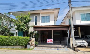 Haus zum Kauf mit 3 Zimmer in Lam Luk Ka, Pathum Thani