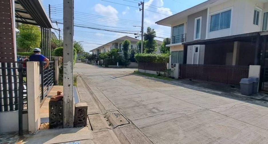 For sale 3 bedrooms house in Lam Luk Ka, Pathum Thani