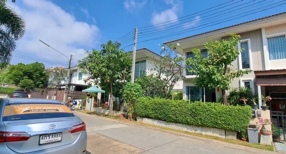 For sale 3 bedrooms house in Lam Luk Ka, Pathum Thani