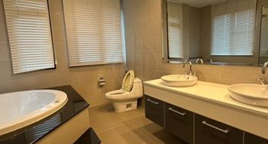 Haus zur Miete und zum Kauf mit 5 Zimmer in Khan Na Yao, Bangkok