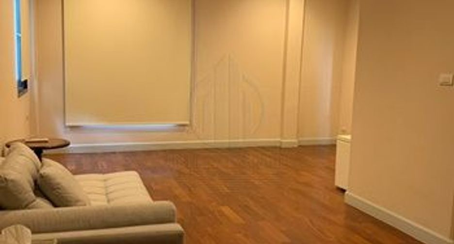 Haus zur Miete und zum Kauf mit 5 Zimmer in Khan Na Yao, Bangkok
