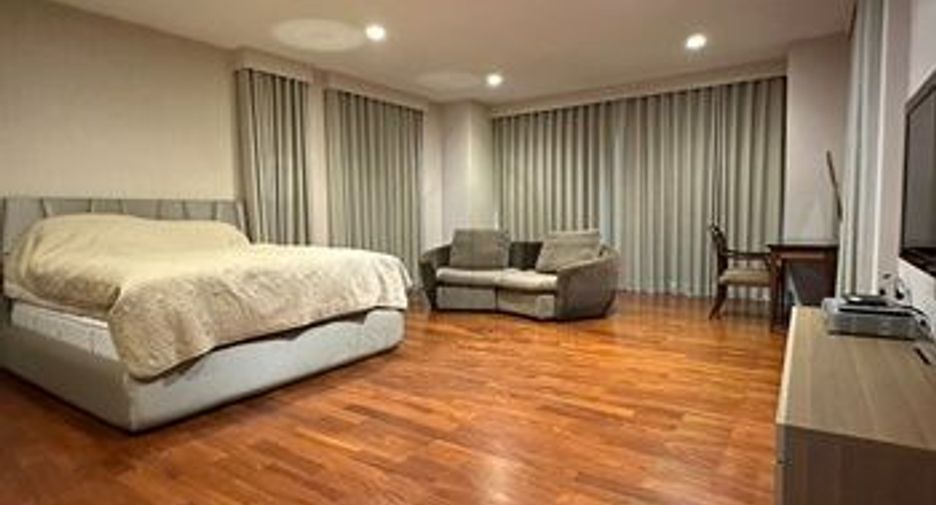 Haus zur Miete und zum Kauf mit 5 Zimmer in Khan Na Yao, Bangkok