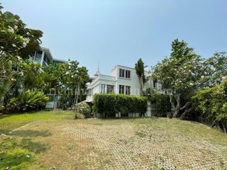 For rent and for sale 5 bed villa in Bang Lamung, Chonburi