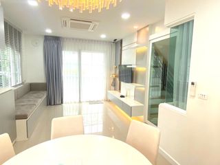 Аренда 4 спальни дом в Mueang Samut Prakan, Самутпракан