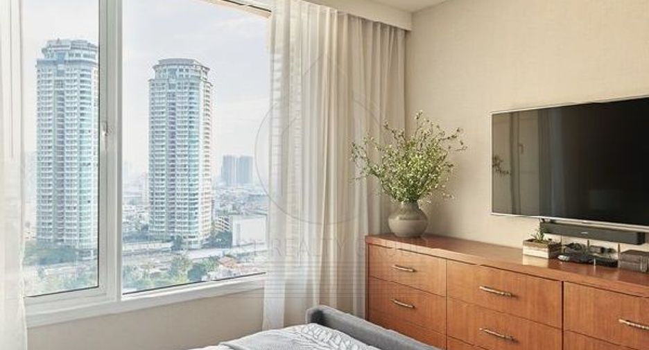 ขาย 2 ห้องนอน คอนโด ใน สาทร, กรุงเทพฯ