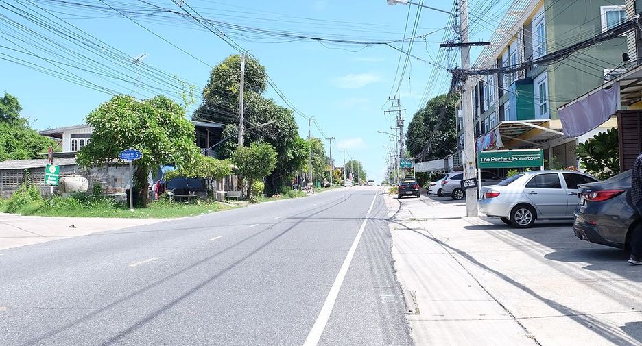 Gewerbefläche zum Kauf mit 4 Zimmer in Mueang Chon Buri, Chonburi